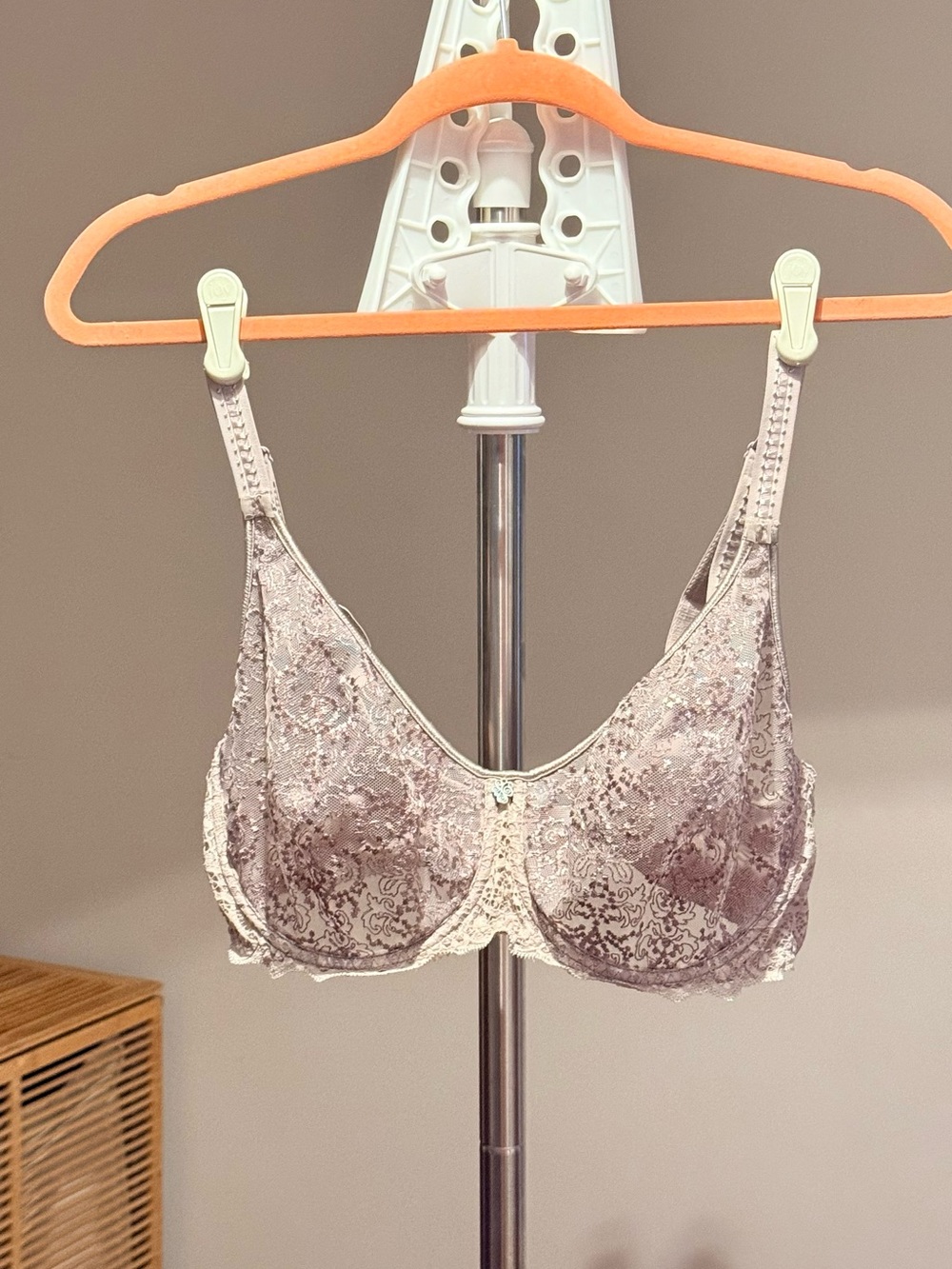 Empreinte Cassiopee Invisible lace bra.
